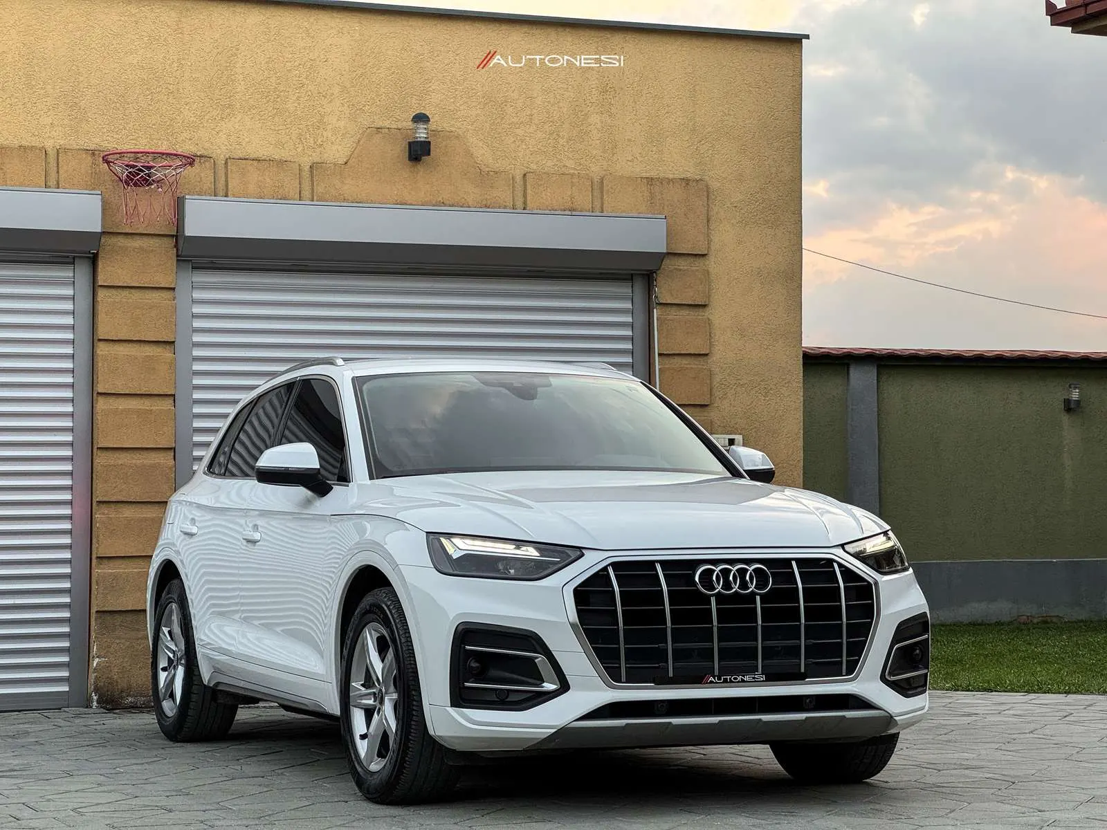 Audi Q5 35TDI Advanced Facelift - view 2