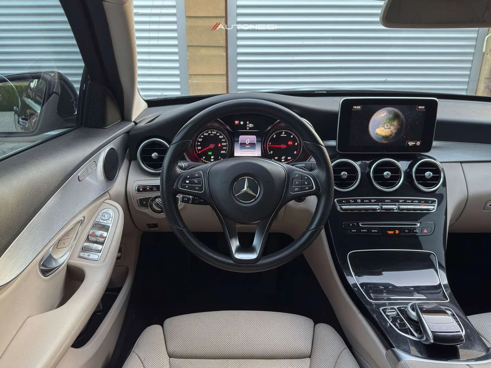 Mercedes C250 4Matic Premium - view 5