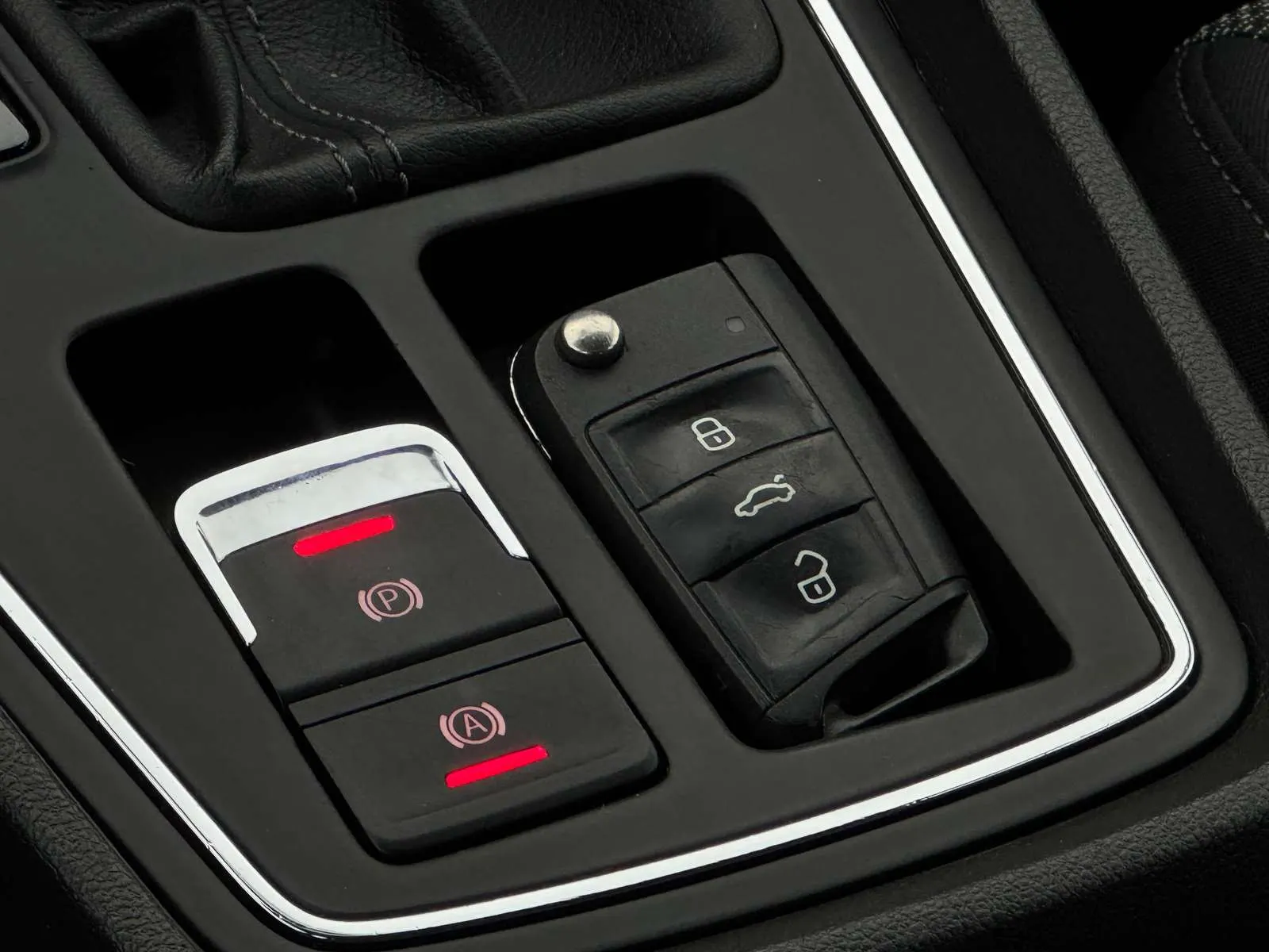 Seat Leon 1.6TDI Facelift - view 7