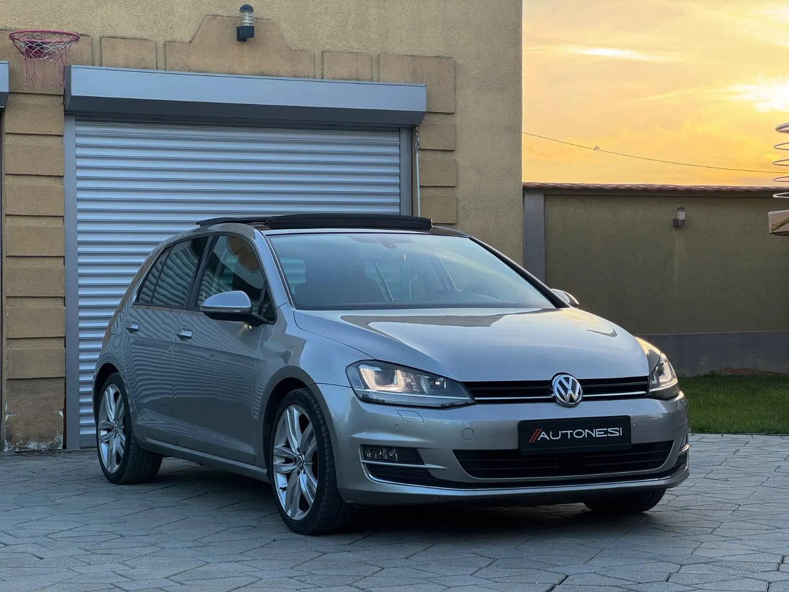 Golf VII 2.0TDI Highline - view 2