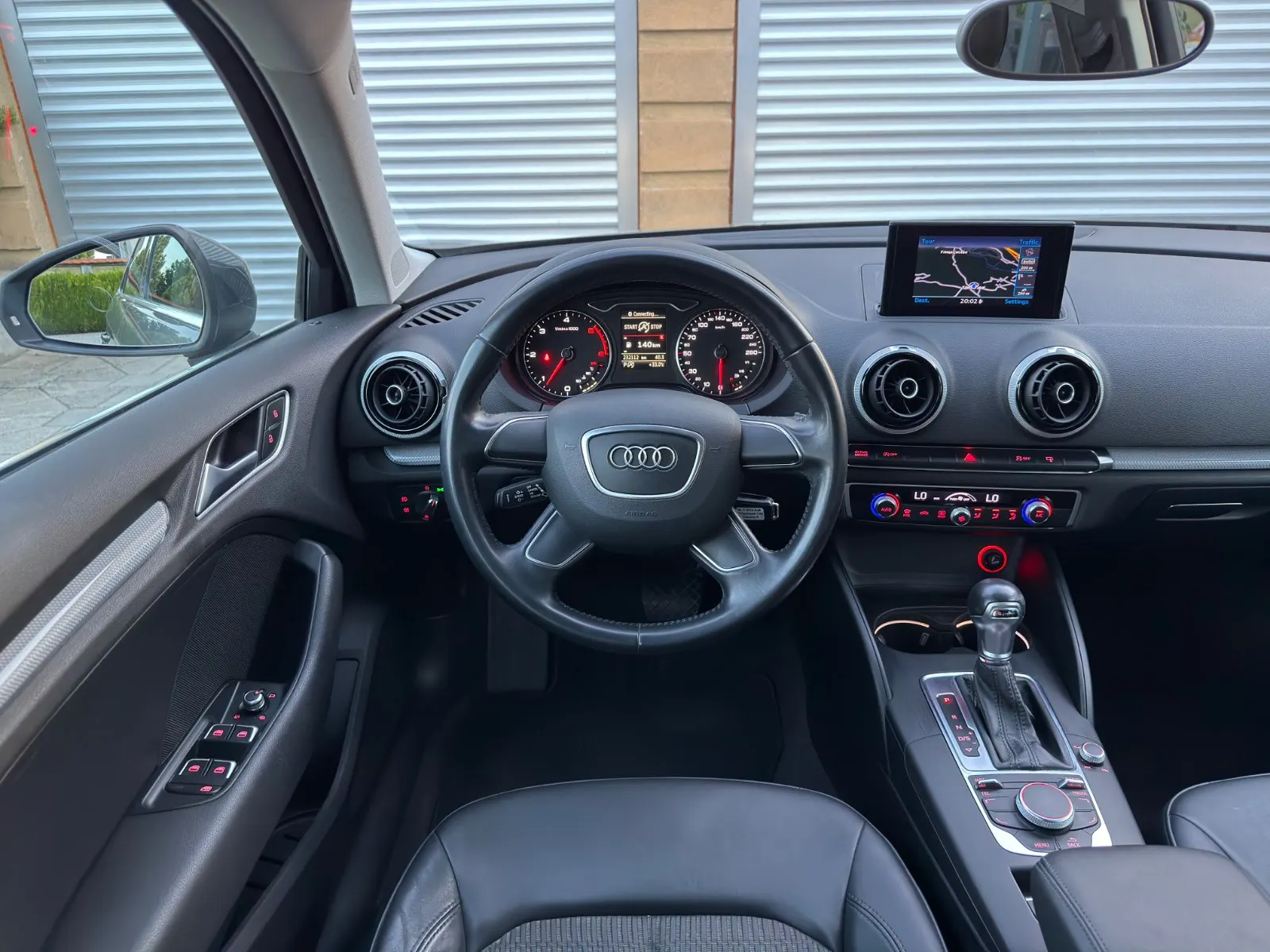 Audi A3 1.6TDI S-Tronic Ambiente - view 8