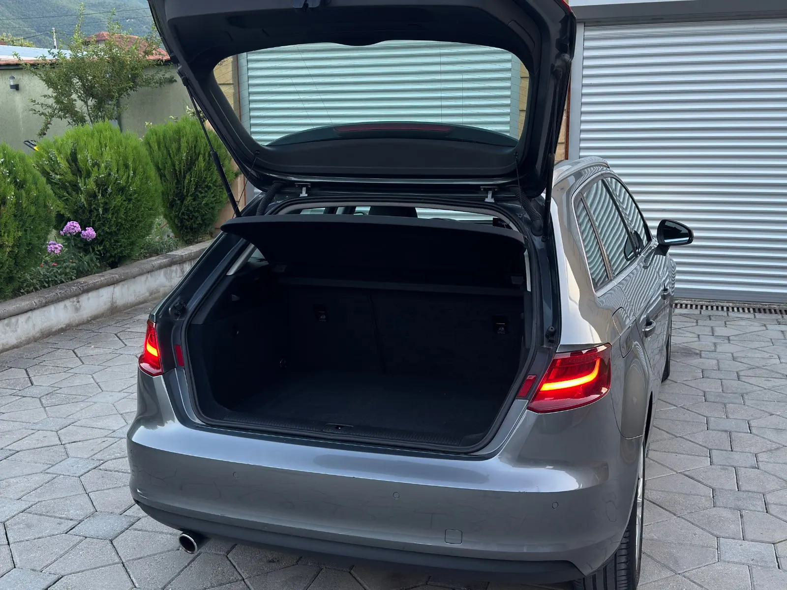 Audi A3 1.6TDI S-Tronic Ambiente - view 14