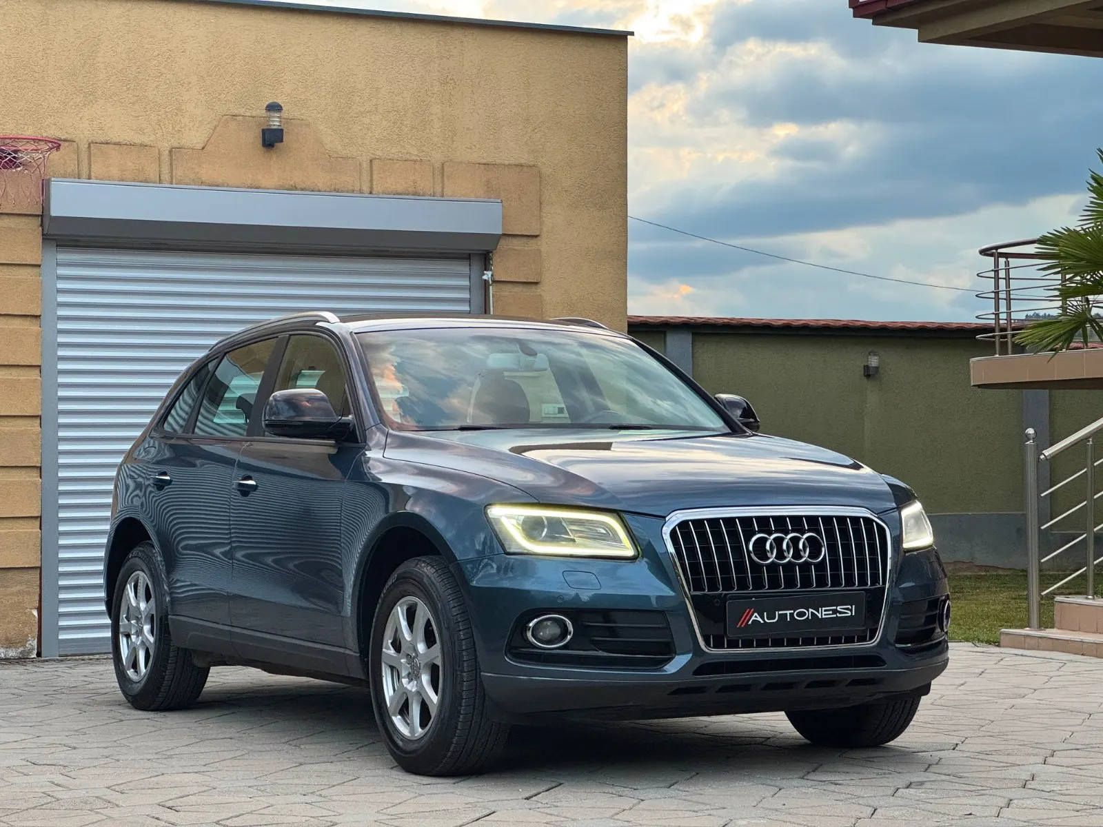 Audi Q5 2.0 TDI S-Tronic quattro (Facelift) - view 3