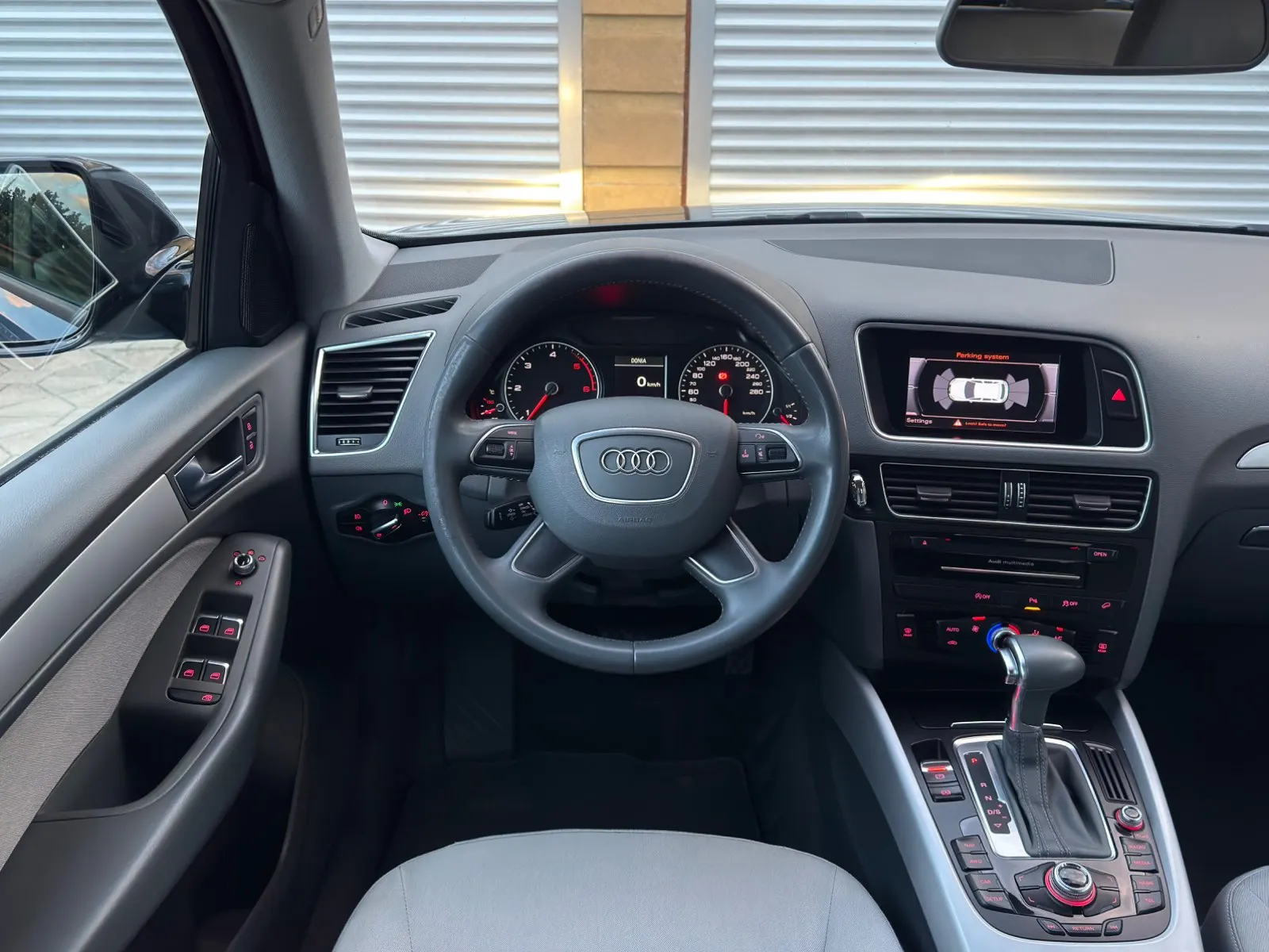 Audi Q5 2.0 TDI S-Tronic quattro (Facelift) - view 9
