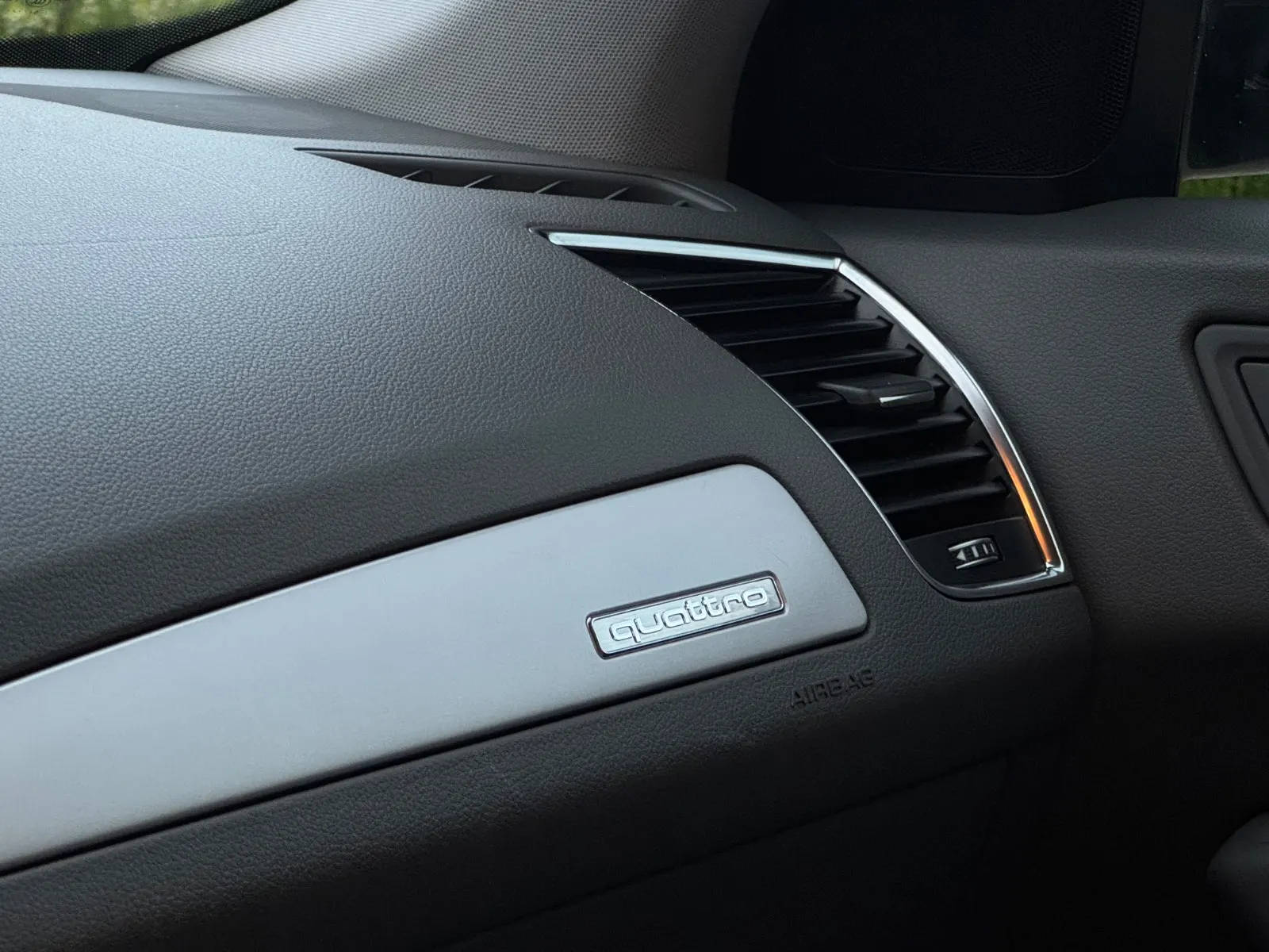 Audi Q5 2.0 TDI S-Tronic quattro (Facelift) - view 14