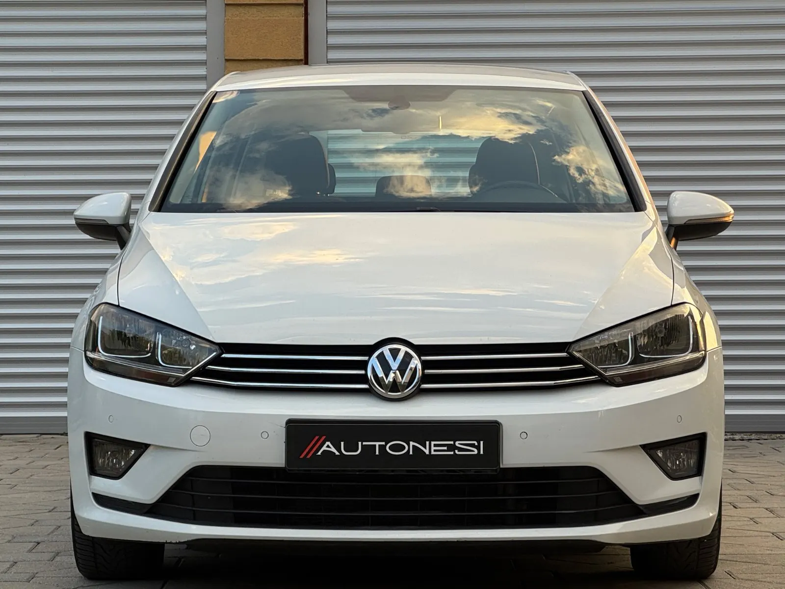 VW Golf VII Sportsvan 1.6 TDI DSG BlueMotion - view 5